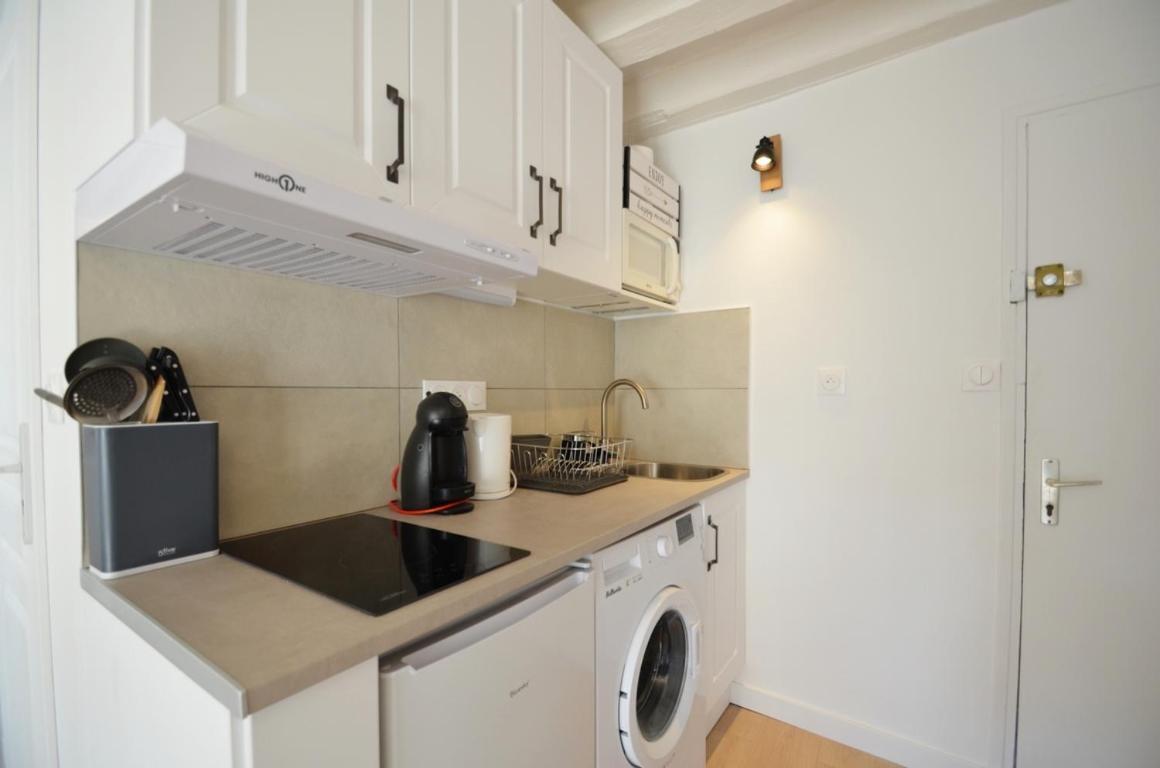 Apartament Le Petit France - Hyper Centre De Fontainebleau - Proche Insead Zewnętrze zdjęcie