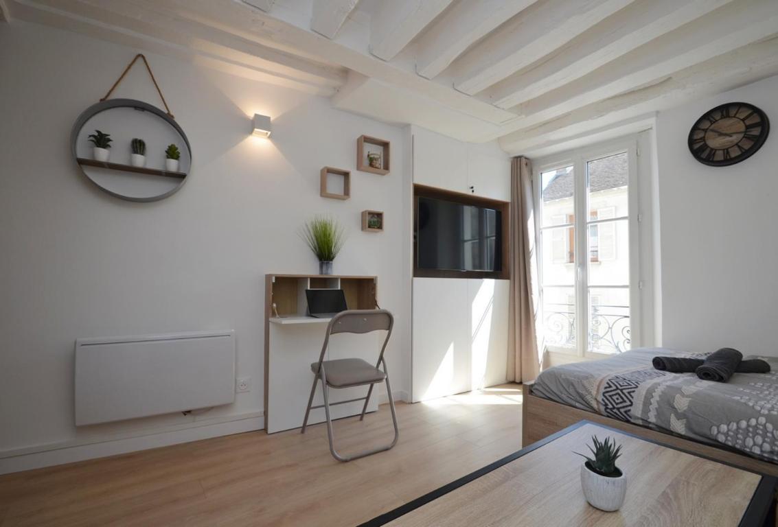 Apartament Le Petit France - Hyper Centre De Fontainebleau - Proche Insead Zewnętrze zdjęcie